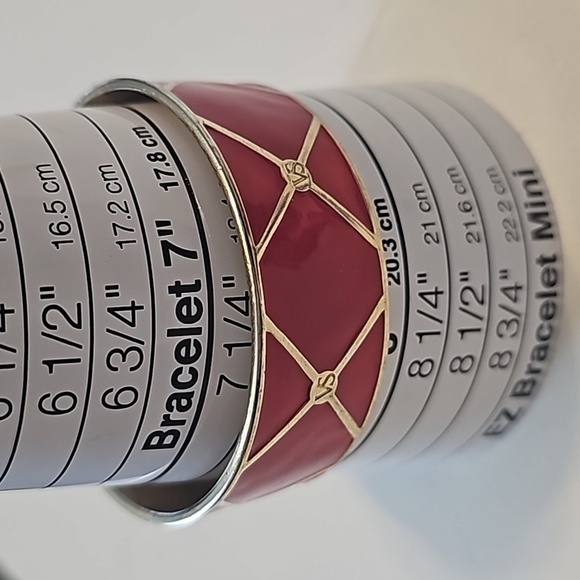 Victoria’s Secret Magenta Pink & Gold Bangle - Picture 6 of 10